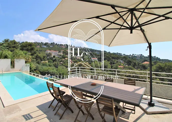 Mont Des Oiseaux Piscine Chauffee Clim Vue By Hc