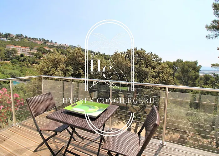 Mont Des Oiseaux Piscine Chauffee Clim Vue By Hc Villa Hyères